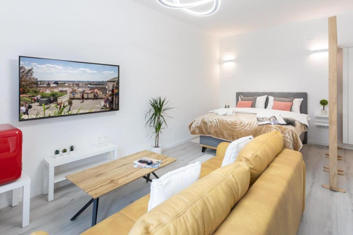 Lux Nest III City Apartment Urban Stay Zágráb Kültér fotó